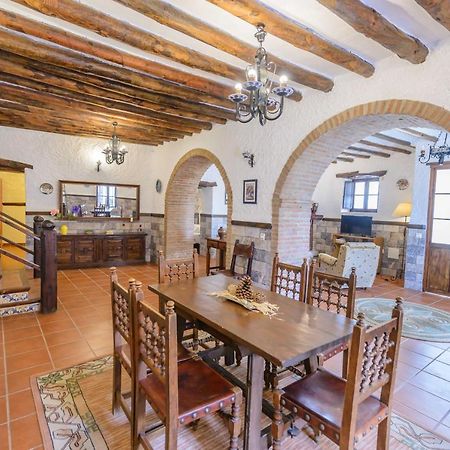 Holiday Home El Pilarillo Piscina Compartida Alcaucín Kültér fotó
