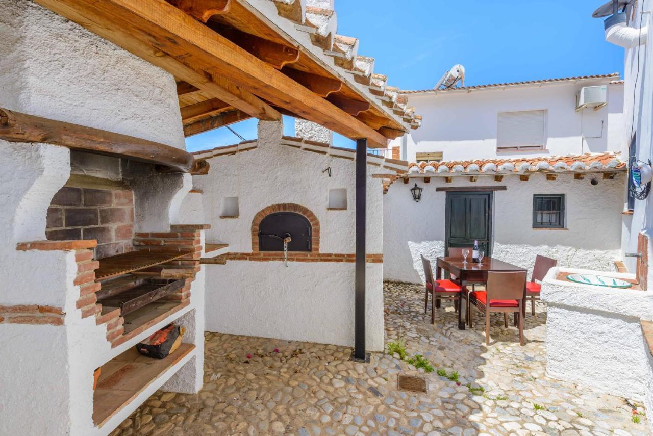 Holiday Home El Pilarillo Piscina Compartida Alcaucín Kültér fotó