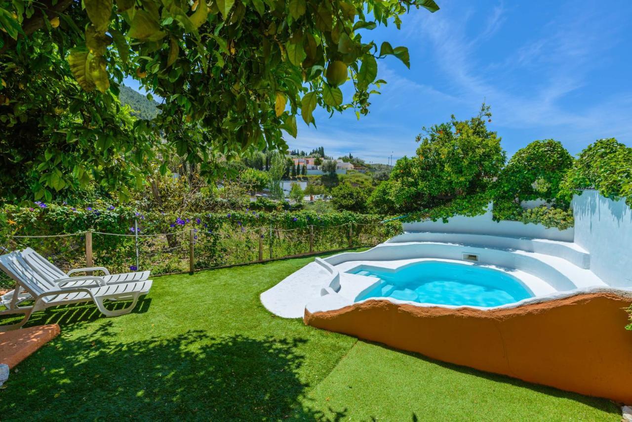 Holiday Home El Pilarillo Piscina Compartida Alcaucín Kültér fotó