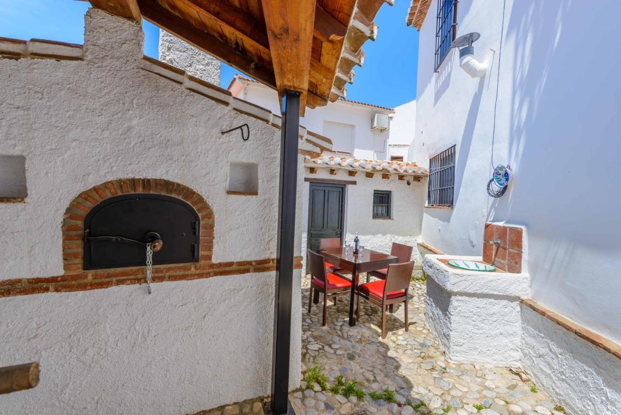 Holiday Home El Pilarillo Piscina Compartida Alcaucín Kültér fotó