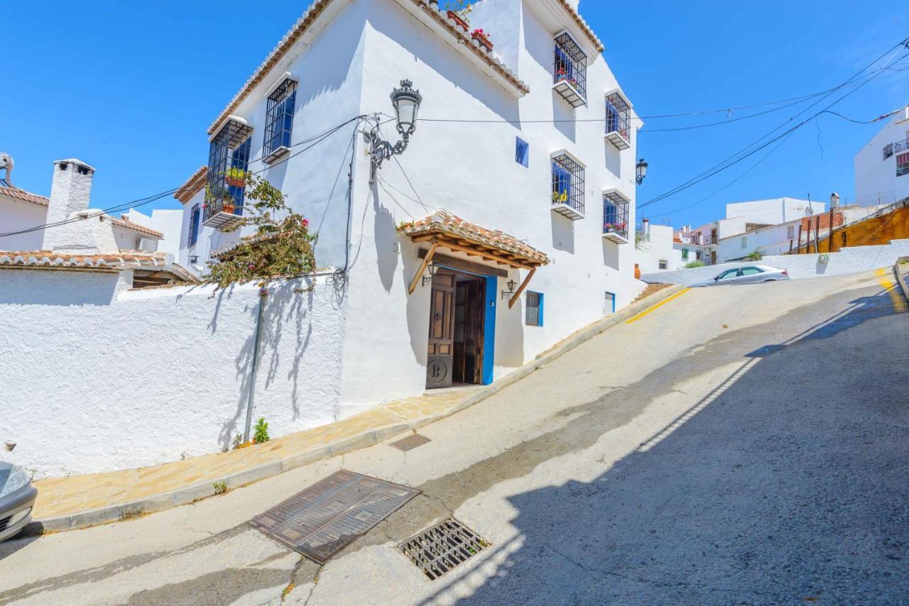 Holiday Home El Pilarillo Piscina Compartida Alcaucín Kültér fotó